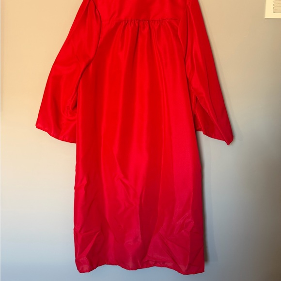 Red Graduation Robe - Picture 4 of 4